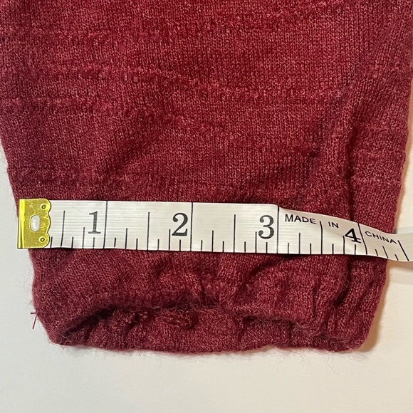 Sharagano long sleeve top with zipper detail in red, size M - Picture 9 of 11